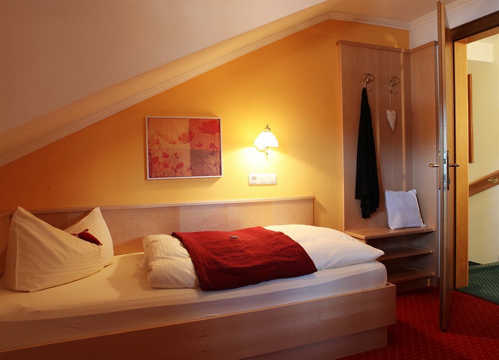 Die Lilie / Hotel Garni Reutte Zewnętrze zdjęcie